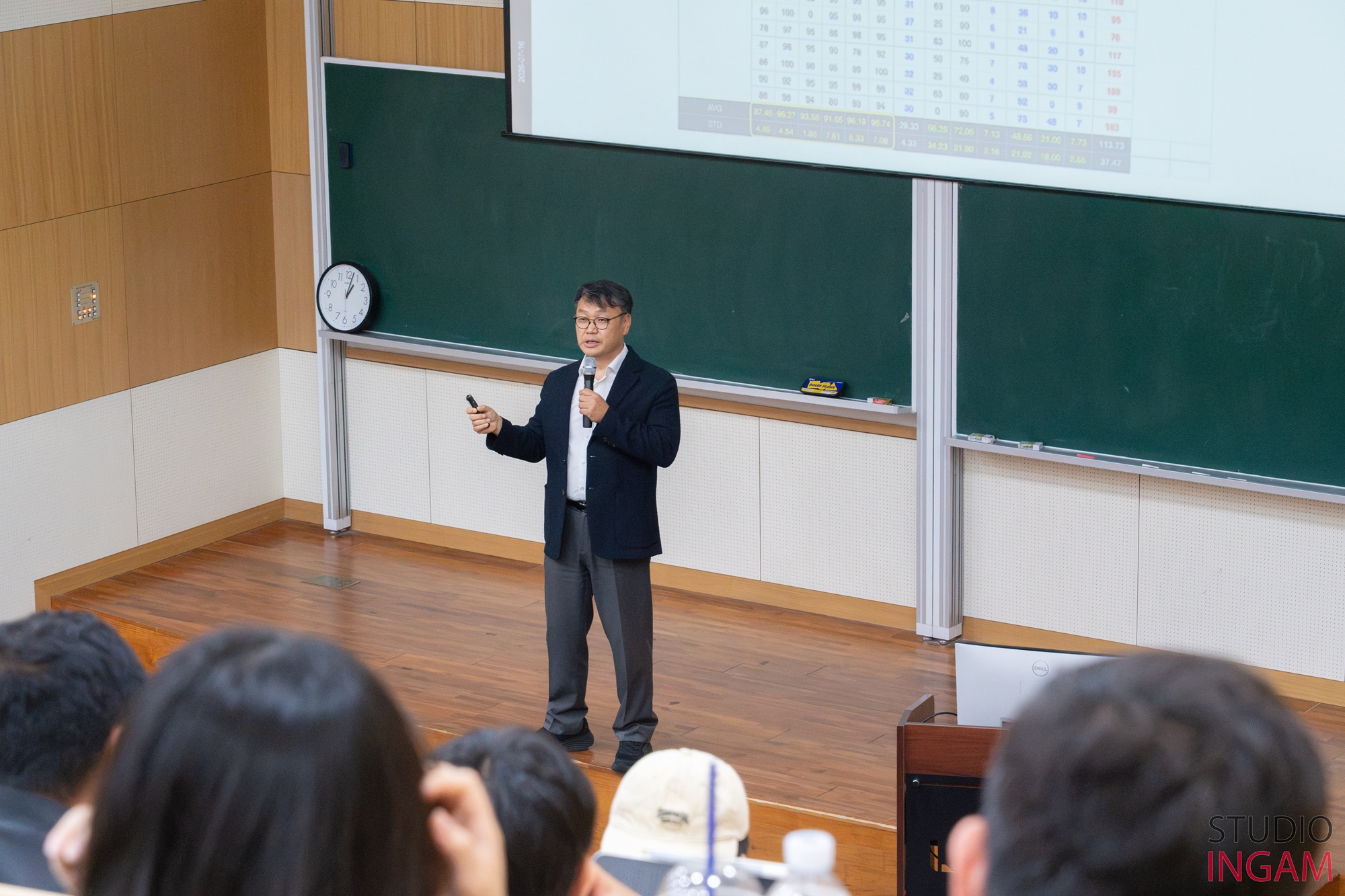 Dean Cheol-Min Kim of the School of GRIT Convergence Studies, outlined the educational vision of the GRIT program during the open talk. l Image Credit: STUDIO INGAM