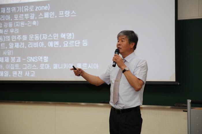 정윤 한국과학영재학교 교장 초청 명사 특강 개최